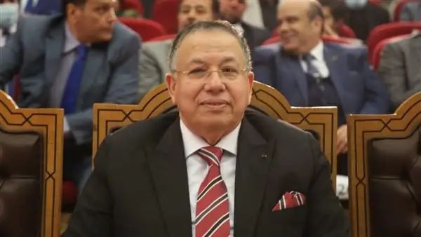 نقيب الأشراف: المؤتمر العالمي التاسع لدار الإفتاء خطوة مهمة للتصدي للأزمة الأخلاقية أكد السيد الشريف، نقيب الأشراف، أن دار الإفتاء تأخذ دائما بزمام المبادرة وتعقد المؤتمرات المهمة