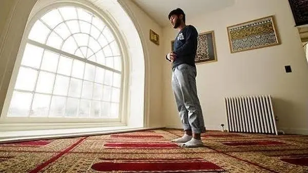 هل تصح صلاة الفجر ركعتين فقط بدون سنة .. الإفتاء توضحتلقت دار الإفتاء المصرية، سؤالا يقول صاحبه هل تصح صلاة الفجر ركعتين فقط بدون سنة .أوضح الشيخ محمد عبد السميع، أمين الفتوى بدار