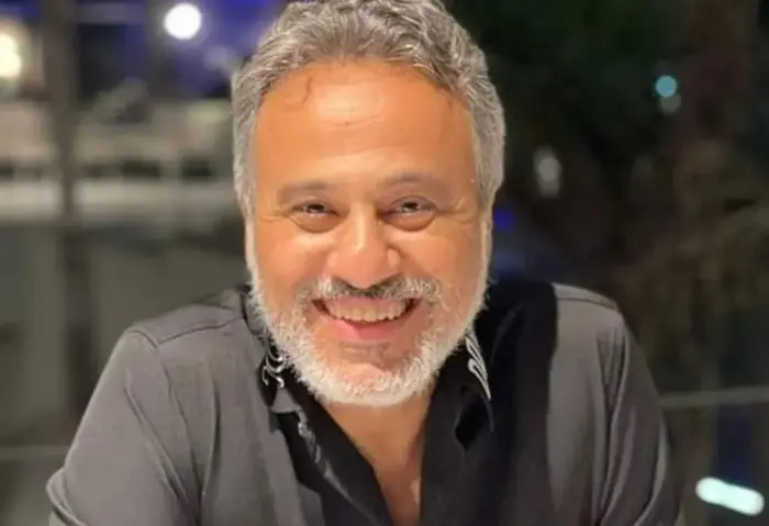 تجديد الثقة ل إيهاب فهمي رئيسا للمركز القومي للمسرح قرر الدكتور أحمد هنو، وزير الثقافة، تجديد الثقة للفنان إيهاب فهمي، كرئيس للمركز القومي للمسرح المصري والموسيقى والفنون الشعبية،
