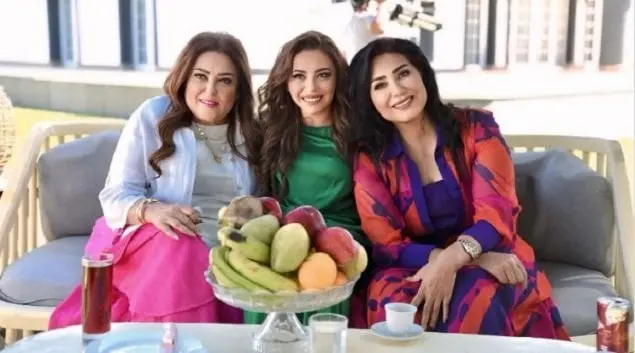 مع وفاء عامر ونهال عنبر.. إلهام عبد البديع تشارك كواليس مسلسل غموضتواصل الفنانة إلهام عبد البديع، تصوير مشاهدها في أحدث أعمالها مسلسل غموض، المقرر عرضه خلال الفترة المقبلة.وشاركت إ
