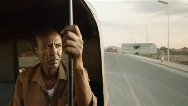المخرج الصومالى مو هاراوى ينافس بفيلم قرية قرب الجنة بمهرجان تورونتويشارك الفيلم الصومالي قرية قرب الجنة للمخرج مو هاراوي في مهرجان تورونتو السينمائي الدولي الممتد من يوم الخميس 5