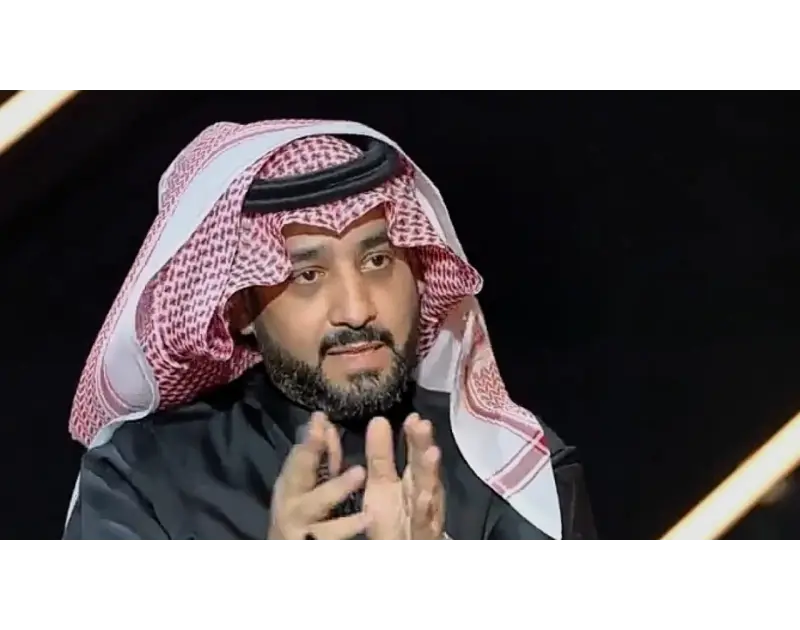 -العيسى: صلاحيات فهد بن نافل أكبر من صلاحياتي كرئيس للأهلي .. فيديو .. أكد رئيس النادي الأهلي، خالد العيسى، أن صلاحيات رئيس نادي الهلال، فهد بن نافل، أكبر من صلاحياته، مؤكدا أنه تح
