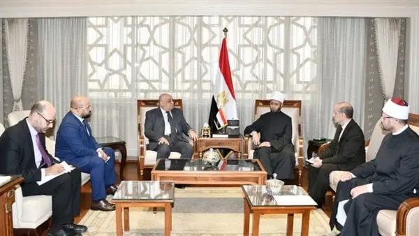 وزير الأوقاف: إذاعة القرآن الكريم منبرنا الكبير وتراثنا العريق وأثيرها يملأ صداه ربوع البلاداستقبل الدكتور أسامة الأزهري وزير الأوقاف، محمد نوار رئيس الإذاعة المصرية بمقر وزارة الأ