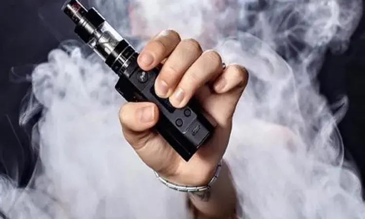 تسبب ضيق الشريان التاجي.. حسام موافي يحذر من السجائر اللايت صحة حذر الدكتور حسام موافي، أستاذ الحالات الحرجة بكلية طب قصر العيني، من خطورة الإصابة من ضيق الشريان التاجي، معقبا: يعد