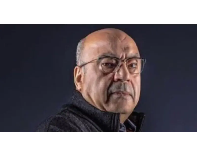 حجاج عبدالعظيم عن التجاني: لا أعرفه.. وأرفض الإساءة له كشف الفنان حجاج عبد العظيم، عن طبيعة علاقته بالشيخ صلاح التجاني، بعد تداول تعليقات له على صفحة التجاني على فيسبوك. ونفى حجاج