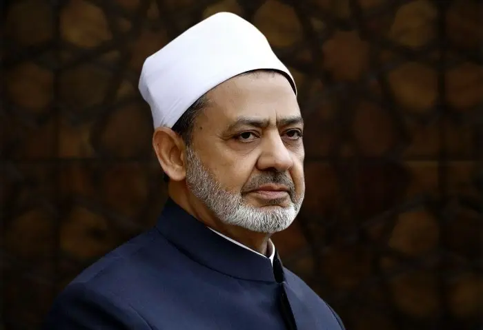الأزهر: الإبادة الجماعية في غزة مستمرة عاما كاملا وسط تخاذل دولي مخجل يأسف الأزهر الشريف أسفا بالغا من استمرار آلة القتل والدمار في غزة على مدار عام كامل، ويدين بأقسى العبارات العد