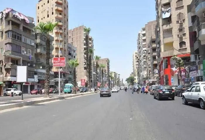 مفاجأة، انهيار أسعار إيجارات الشقق بفيصل بعد مغادرة آلاف السودانيين (تفاصيل) شهد السوق العقاري في مصر، وتحديدا في منطقة فيصل، تأثيرا كبيرا بسبب تدفق السودانيين خلال الفترة الماضية،