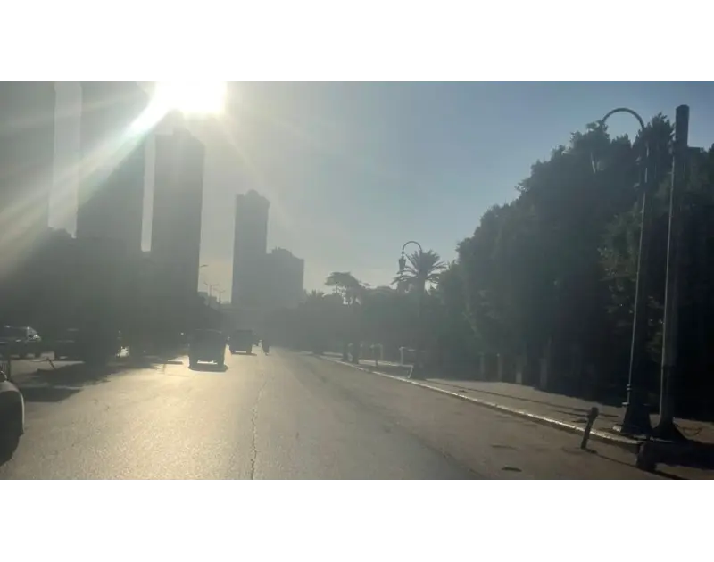 السكه سالكة.. الحالة المرورية بشوارع القاهرة والجيزة اليوم شهدت الطرق الرئيسية وشوارع وميادين محافظتي القاهرة والجيزة، والمحاور الرابطة بين المحافظات سواء الطرق السريعة أو الصحراوي