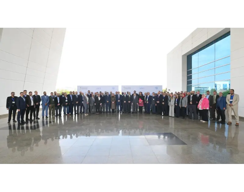 تكنولوجيا الجيل الخامس.. محرك التنمية المستدامة وتمكين المدن الذكية أكد وزير الاتصالات وتكنولوجيا المعلومات، عمرو طلعت، أن التحولات التقنية السريعة التي يشهدها العالم تعزز من دور ا