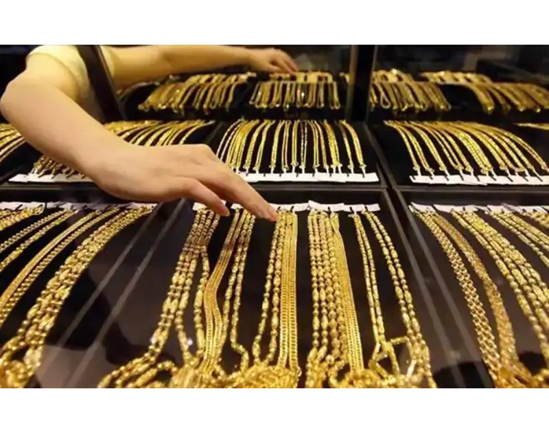 أسعار الذهب اليوم 26 ديسمبر 2024 شوف عيار 21 بكام بعد التراجع أسعار الذهب اليوم 26 ديسمبر. .تعتبر أسعار الذهب اليوم من المقالات التي تثير اهتماما كبيرا عند الشخصيات والمستثمرين، خا