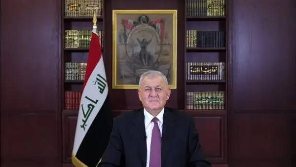 الرئيس العراقي: نأمل أن يكون العام الجديد حافلا بالإنجازات هنأ رئيس العراق عبد اللطيف جمال رشيد، اليوم الثلاثاء، العراقيين والعالم أجمع بالعام الميلادي الجديد، مشيرا إلى تطلعه بأن