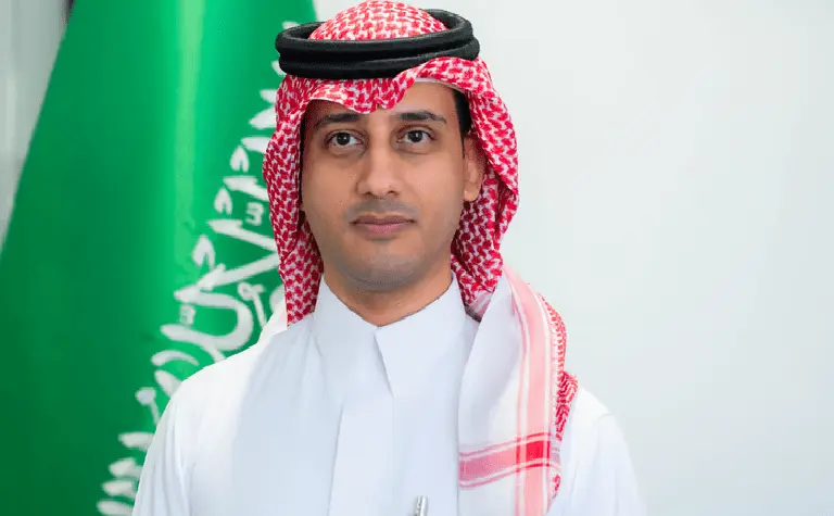 تحليل المشاعر في المحتوى الاتصالي: أداة فعالة لفهم الجمهور وتعزيز التفاعل يشهد العالم الرقمي تطورا متسارعا في طرق وأساليب التواصل، مما جعل تحليل المشاعر في المحتوى الاتصالي من الأد