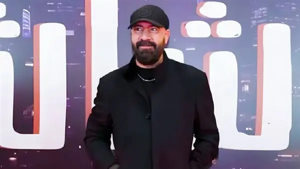 الدشاش يقترب من 5 ملايين جنيه في يومين عرض يواصل محمد سعد تصدره شباك التذاكر بفيلمه الجديد الدشاش، حيث حقق أمس الخميس إيردات اقتربت من 2 مليون جنيه، ليصل إجمالي ما حققه في يومين عر