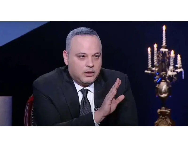 حد بيحب يجامل.. تامر عبد المنعم ينفي شائعة وفاة والده عبر الفنان تامر عبد المنعم عن غضبه من الشائعات المتداولة عن وفاة والده الكاتب الصحفي محمد عبد المنعم.وقال تامر عبد المنعم ل اف