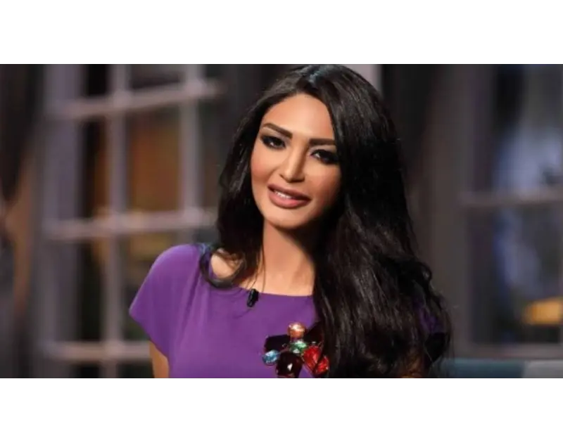 لفظ خادش.. سالي عبدالسلام تتوعد متابعة لها بفيسبوك بالحبس توعدت الإعلامية سالي عبدالسلام، إحدى متابعيها عبر حسابها على مواقع التواصل الاجتماعي فيسبوك، بالحبس وذلك بسبب لفظ خادش للح