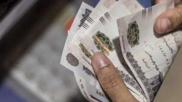 بشرى سارة والتنفيذ خلال أيام .. صرف منحة 1500 جنيه لهؤلاء شهدت منحة العمالة الغير منتظمة، بحثا واسعا من قبل المستفيدين منها حيث تسائلوا عن الموعد المقرر لصرف المنحة والتي تتزامن مع