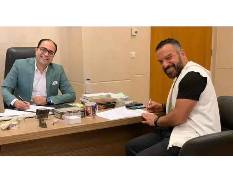 قريبا.. انضمام الفنان محمد خميس ل قناة الوثائقية أعلنت قناة الوثائقية تعاقدها مع باحث الآثار والفنان محمد خميس ليقدم من خلالها سلسلة وثائقية عن الحضارة المصرية القديمة.قناة الوثائق