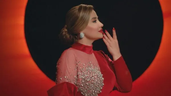 مودي عالي.. تعاون فني يجمع العراقية برواس حسين والمخرجة رودينا حطوم