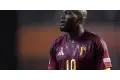 لوكاكو يتصاب في الكاحل. ويحرق دم نابولي وبلجيكا