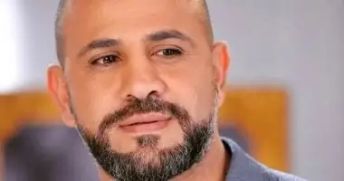 عزيز الشافعى ينشر كواليس تسجيل أغنية أنا جنبك يا صاحبى لعشاق نادى الزمالك