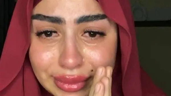 طليقة مسلم تهاجمه بسبب عدم انفاقه على نجله