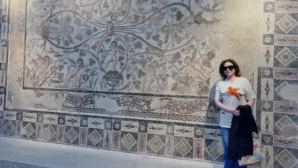 إلهام شاهين تشارك متابعيها صورا من رحلتها في الجزائر