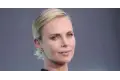 هذه أصعب لحظة فى حياة تشارليز ثيرون.. تعرف عليها