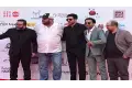 وصول عصام عمر لتكريمه بمهرجان الإسكندرية للفيلم القصير
