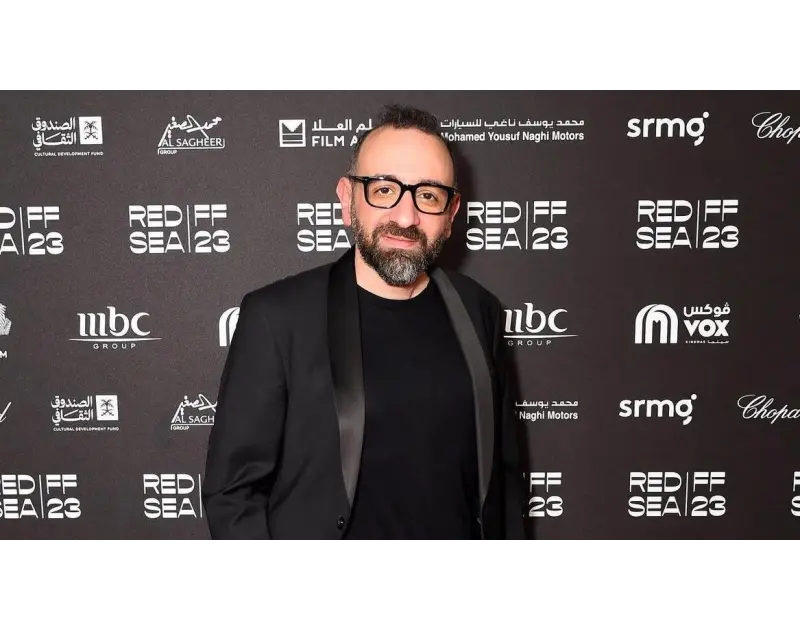 عمرو سلامة يثير الجدل بتفسيره لآية «من شر حاسد إذا حسد» ويشعل نقاشًا واسعًا على السوشيال ميديا