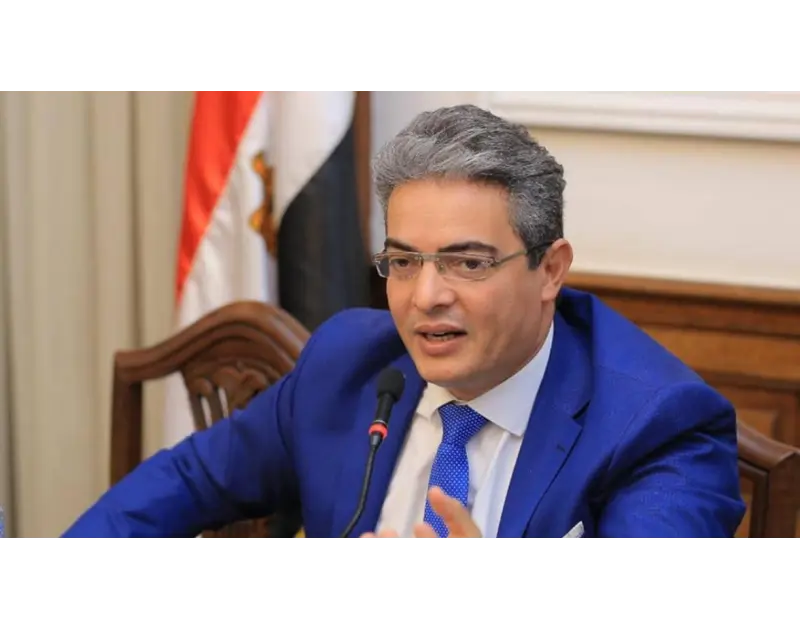 نقيب الإعلاميين يهنئ قداسة البابا تواضروس والإخوة المسيحيين بعيد القيامة المجيد