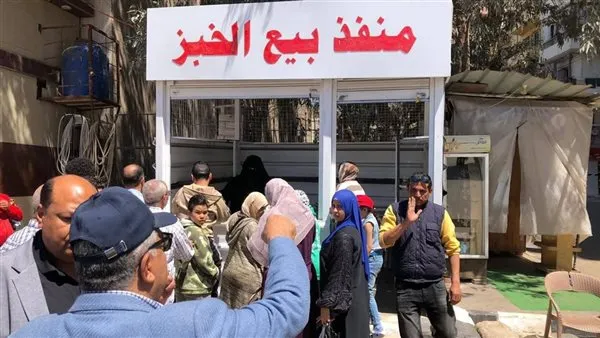محافظ الدقهلية بمعرض السلع الغذائية بالمنصورة الهدف توفير السلع بأسعار مخفضة