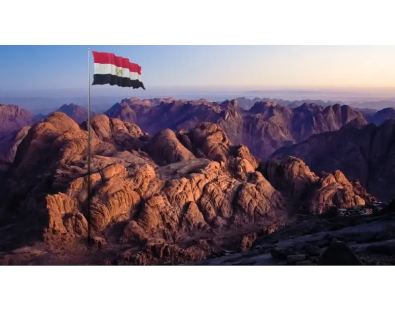 من ضجيج المدن إلى سكون سيناء. لماذا يفر الشباب بحثا عن الطبيعة