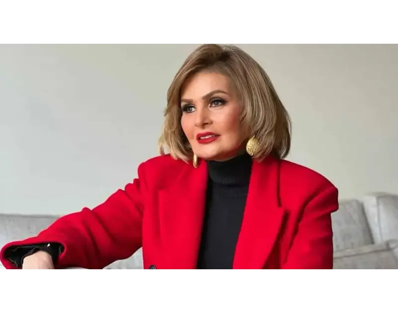 تامر حبيب يدافع عن يسرا بعد سلوك عمرو دياب معها