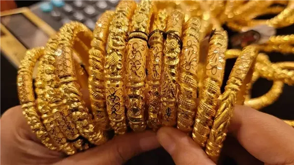 أسعار الذهب صباح اليوم الثلاثاء 28 أبريل 2026