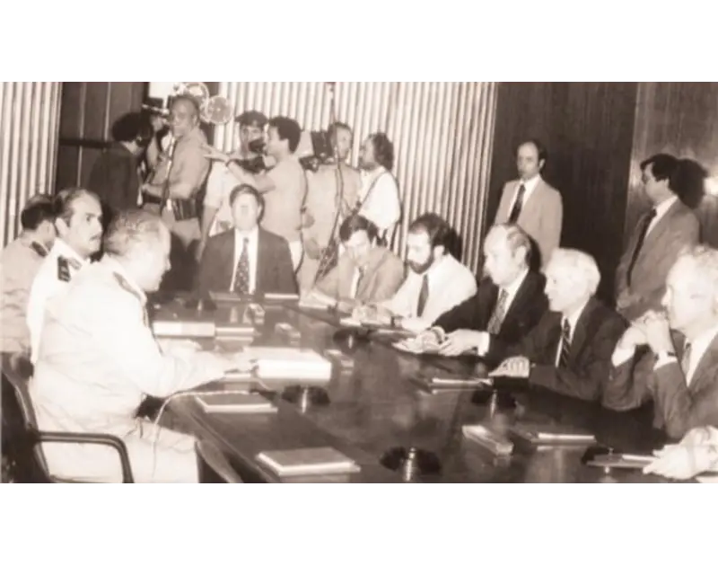 بعد إشادة السيسي. من هو الفريق القانوني الذي خاض معركة التحكيم الدولي لاستعادة طابا