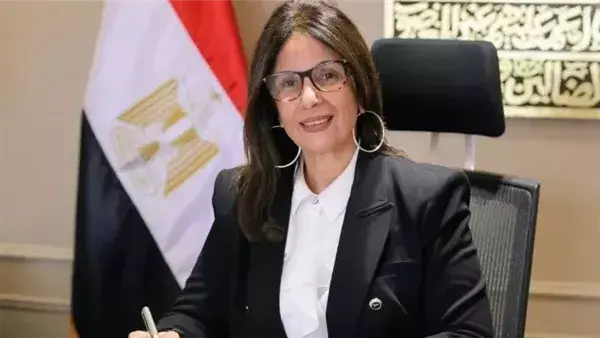 وزيرة الثقافة توضح أسباب اختيار مسرح سيد درويش لاقامة حفل افتتاح مهرجان الاسكندرية للفيلم القصير