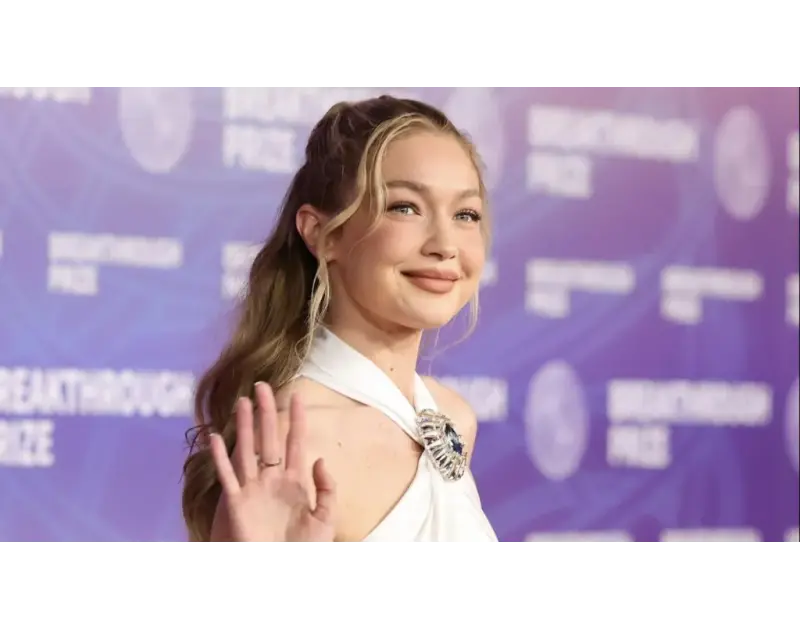 جيجي حديد تتوهّج بالأبيض في حفل Breakthrough Prize 2026 إطلالة تترجم فخامة المينيماليّة (صور وفيديو)
