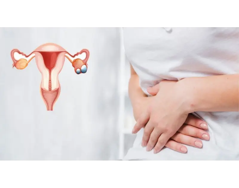 وداعاً للإرهاق. كيف تتجاوزين تعب الدورة الشهرية بذكاء وهدوء نفسي