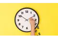 لا تدع تغيير الساعة يفسد نومك. 3 نصائح تجعلك نشيطًا مع التوقيت الصيفي