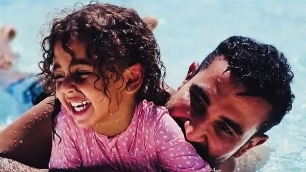 بنتي وأختي وأمي. أحمد سعد يخطف القلوب برسالة مؤثرة لابنته في عيد ميلادها