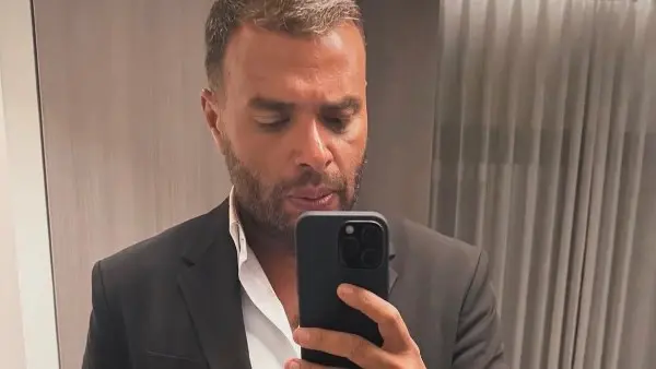 رامي صبري يخطف الأنظار بإطلالة كلاسيكية عبر إنستجرام | شاهد