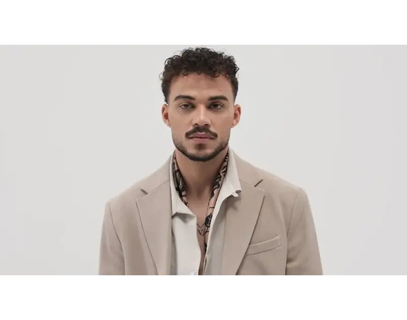 حسام السّيلاوي يعتذر بعد أزمة تصريحاته الدّينية: "أعاني مرضاً عصبياً وهلاوس" (صور)