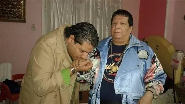 تصرف صادم من نجل شعبان عبد الرحيم بعد إعلان وفاة ابنته. تقاصيل