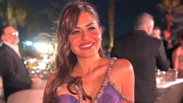 منة فضالي تخطف والجمهور: أجمل الجميلات