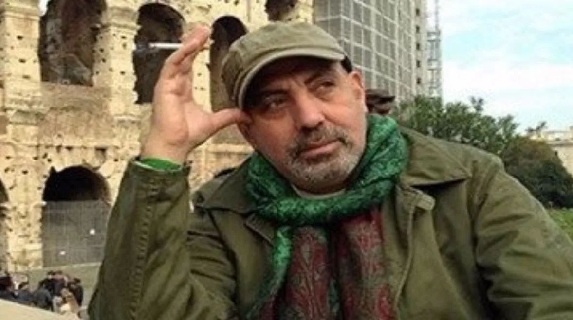 المخرج خالد الحجر يعلن وفاة شقيقته. وموعد ومكان الجنازة والعزاء