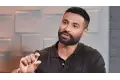 كريم فهمي يعترف: حطمت منزل والدتي بعد زواجها ونادم على هذا التصرف| تفاصيل