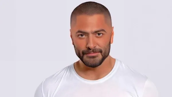 تبدأ من 900 جنيه..أسعار حفل تذاكر حفل تامر حسني على مسرح الأرينا