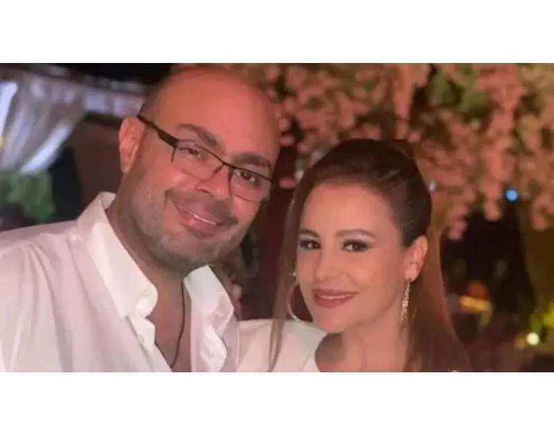 "مرت سنة وكأن الوقت وقف". كارول سماحة تنعى زوجها برسالة مؤثرة