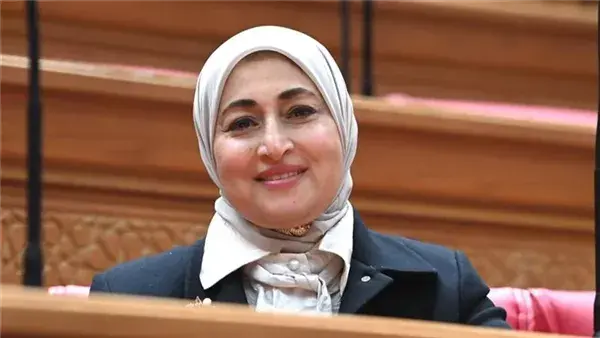 ثريا البدوي تطالب بإدراج التربية الإعلامية بالمناهج لبناء جيل قادر على التفكير النقدي