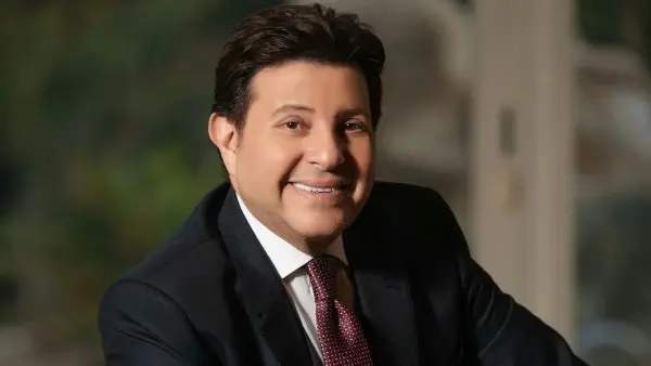 نادية مصطفى تعلن الموعد والمكان النهائي لجنازة وعزاء هاني شاكر